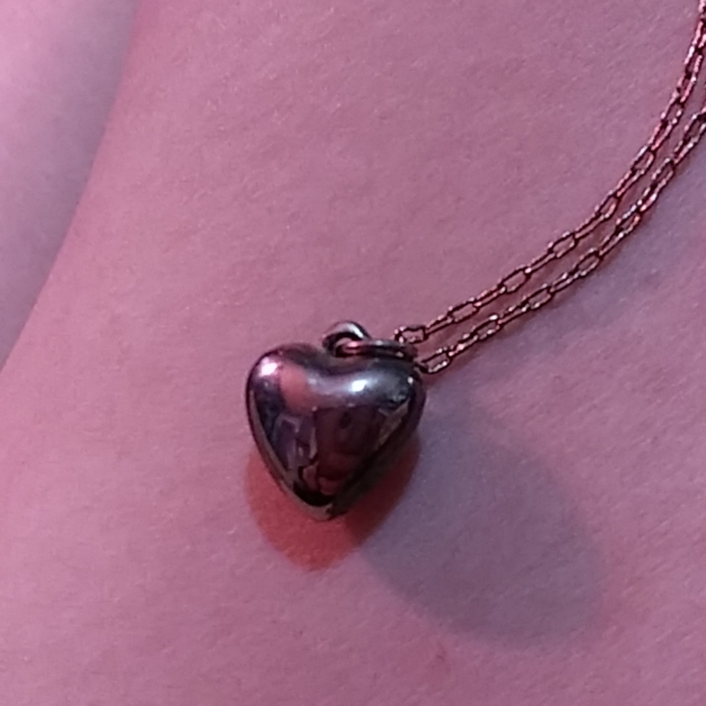 Silver heart pendant chain link necklace
